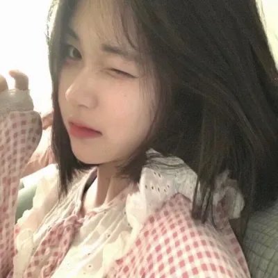 女哭声